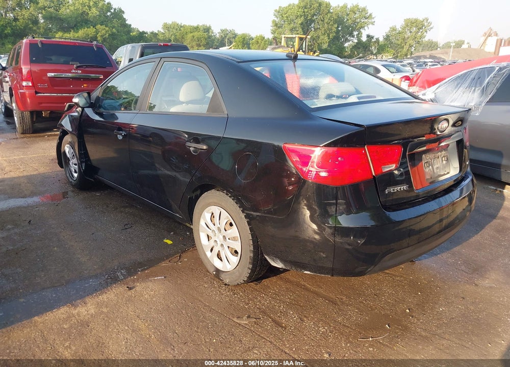 2010 KIA FORTE VIN: KNAFU4A25A5065580