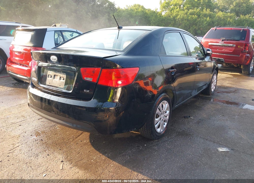 2010 KIA FORTE VIN: KNAFU4A25A5065580
