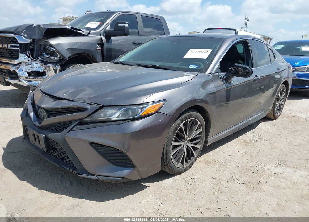 2019 TOYOTA CAMRY VIN: 4T1B11HK0KU835489