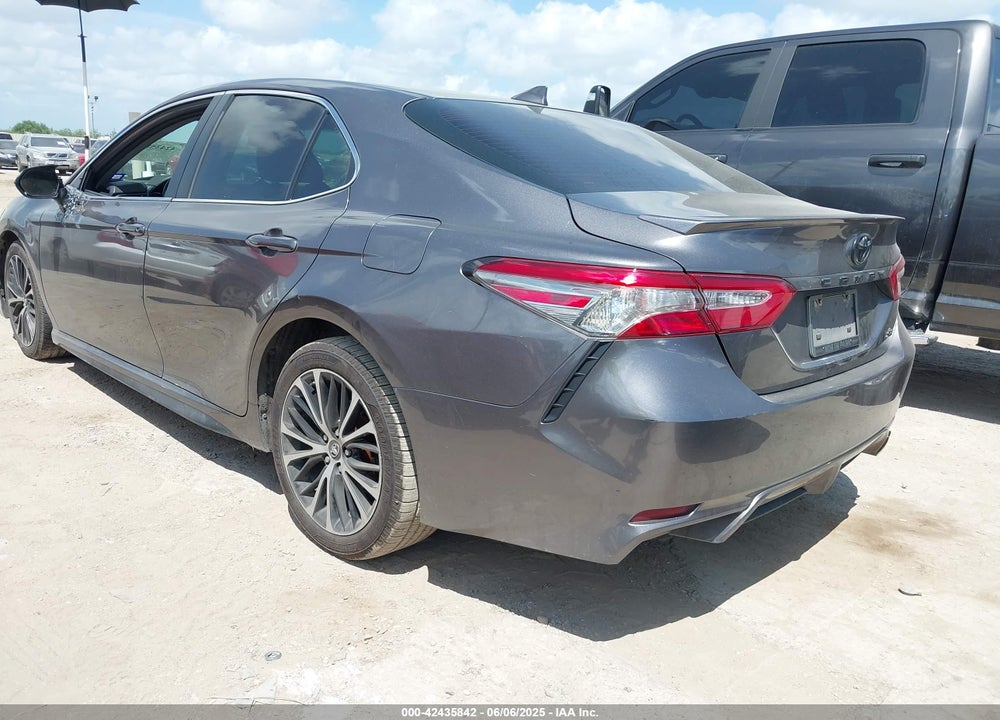 2019 TOYOTA CAMRY VIN: 4T1B11HK0KU835489