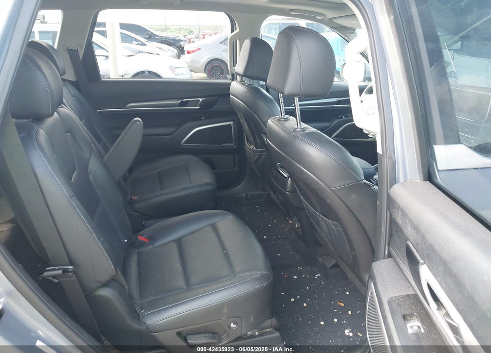 2022 KIA TELLURIDE VIN: 5XYP64HC9NG265858