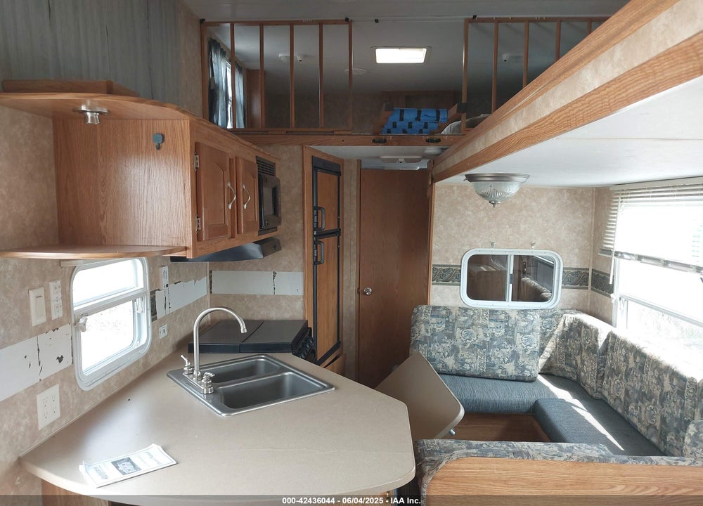 2008 TIMBERLODGE M31 VIN: 5C1RS332X8P011516