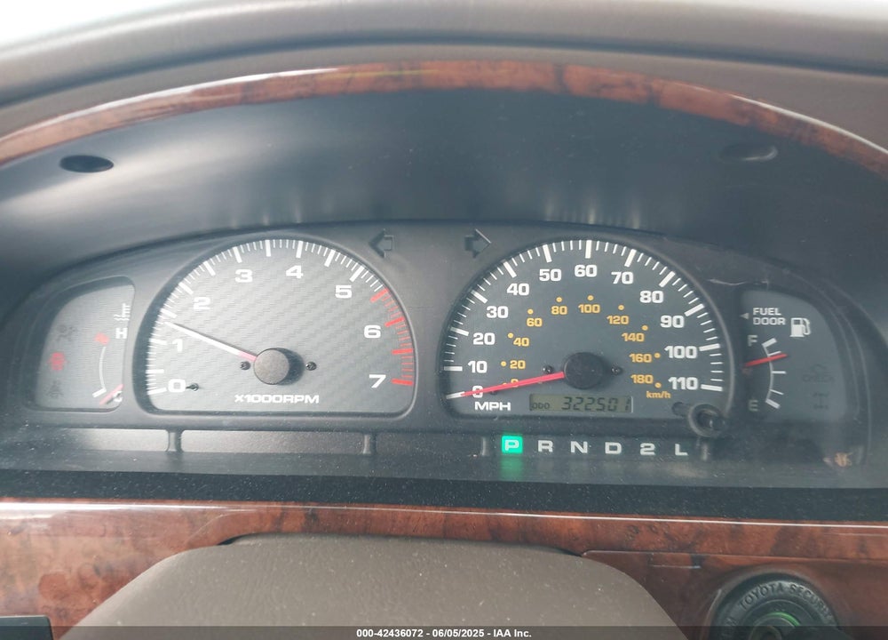 2000 TOYOTA 4RUNNER LIMITED V6 VIN: JT3GN87R1Y0138908