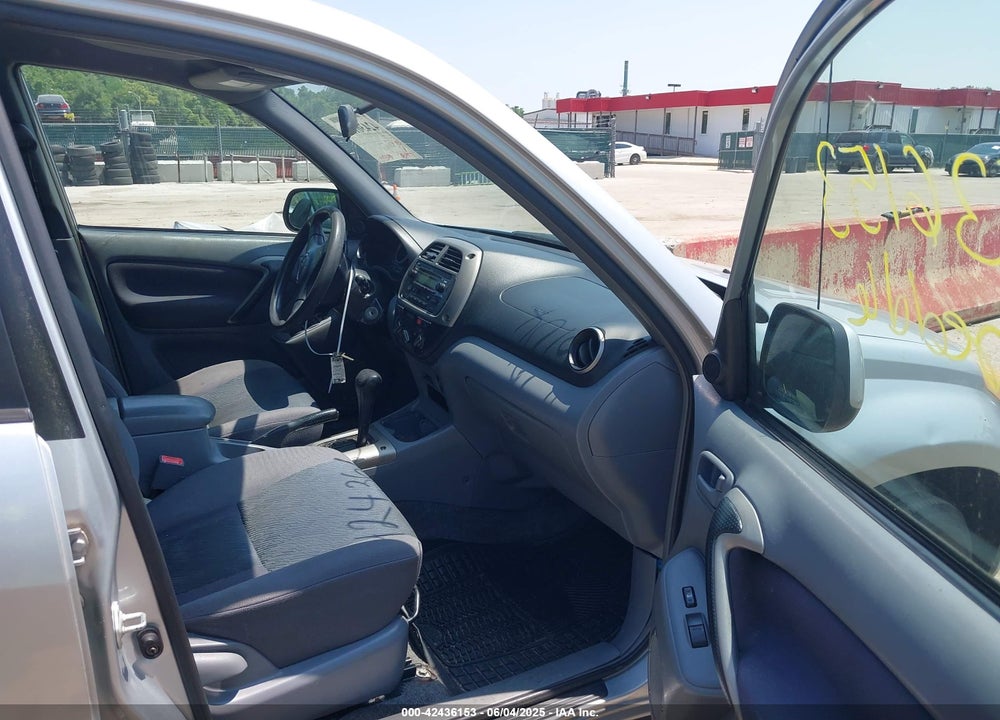 2003 TOYOTA RAV4 VIN: JTEHH20V530256251