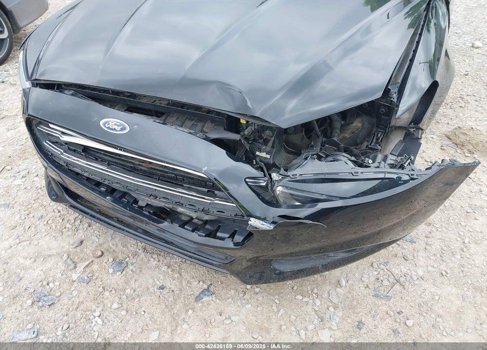 2016 FORD FUSION SE VIN: 3FA6P0HD4GR201784