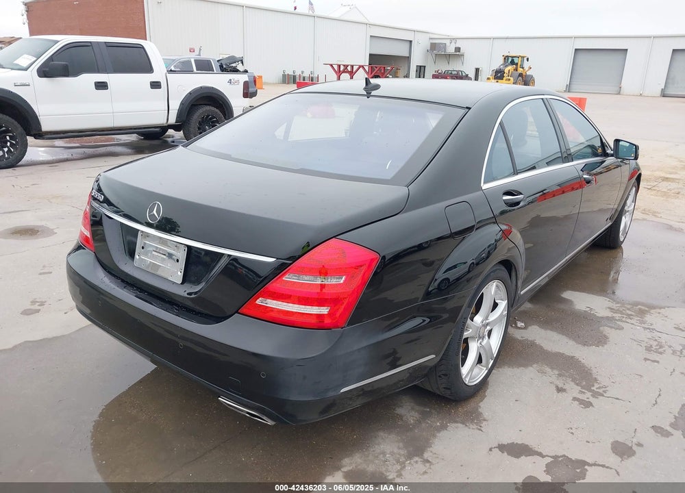 2013 MERCEDES-BENZ S CLASS VIN: WDDNG7DBXDA526079