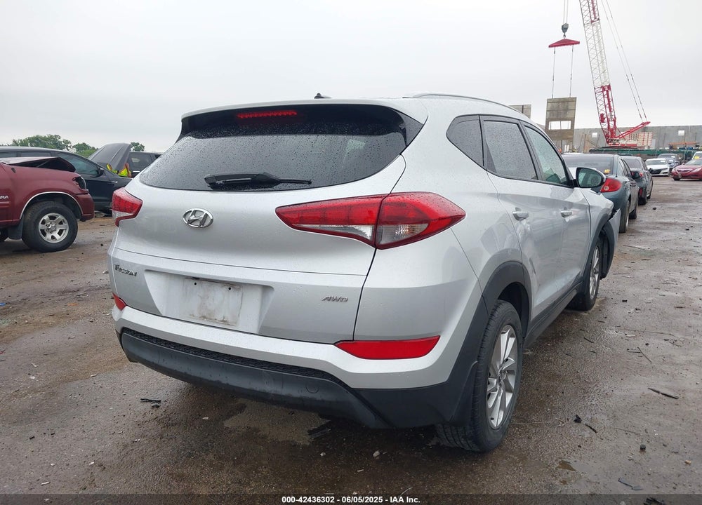 2016 HYUNDAI TUCSON SE VIN: KM8J3CA44GU054897
