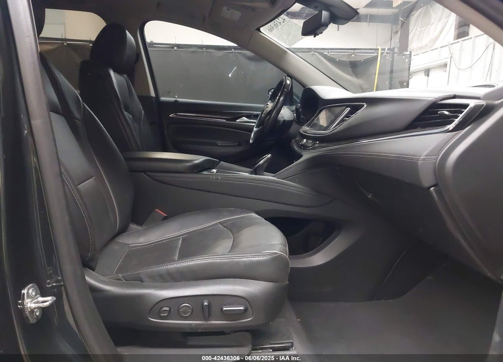 2020 BUICK ENCLAVE VIN: 5GAEVCKW9LJ317513