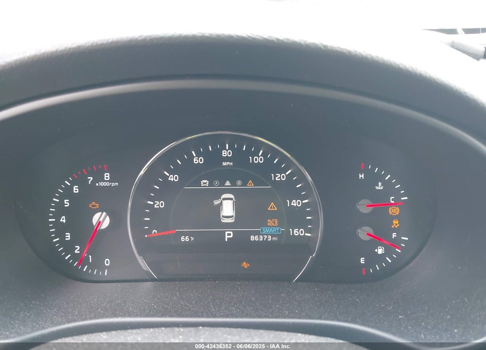 2019 KIA SORENTO VIN: 5XYPKDA5XKG567257