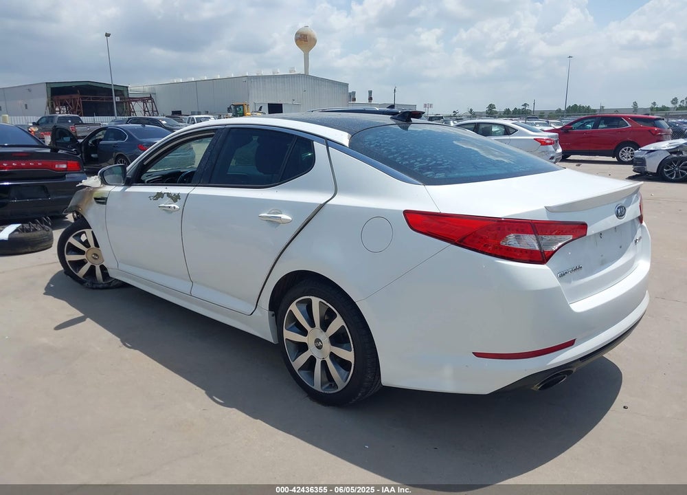 2012 KIA OPTIMA VIN: 5XXGR4A68CG018795