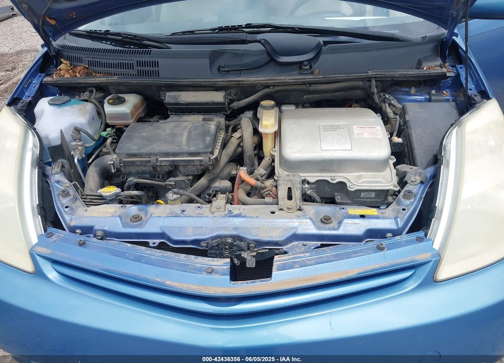 2005 TOYOTA PRIUS VIN: JTDKB22U857028318
