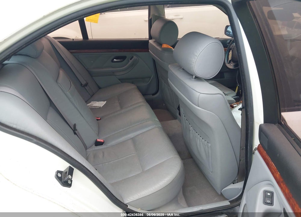 2000 BMW 528IA VIN: WBADM6341YGU07316