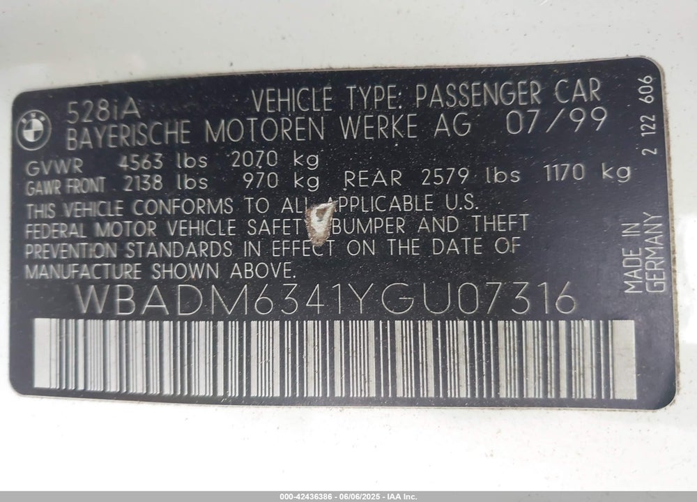 2000 BMW 528IA VIN: WBADM6341YGU07316