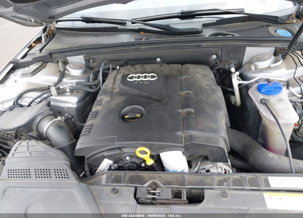 2016 AUDI A4 VIN: WAUAFAFL9GN001569