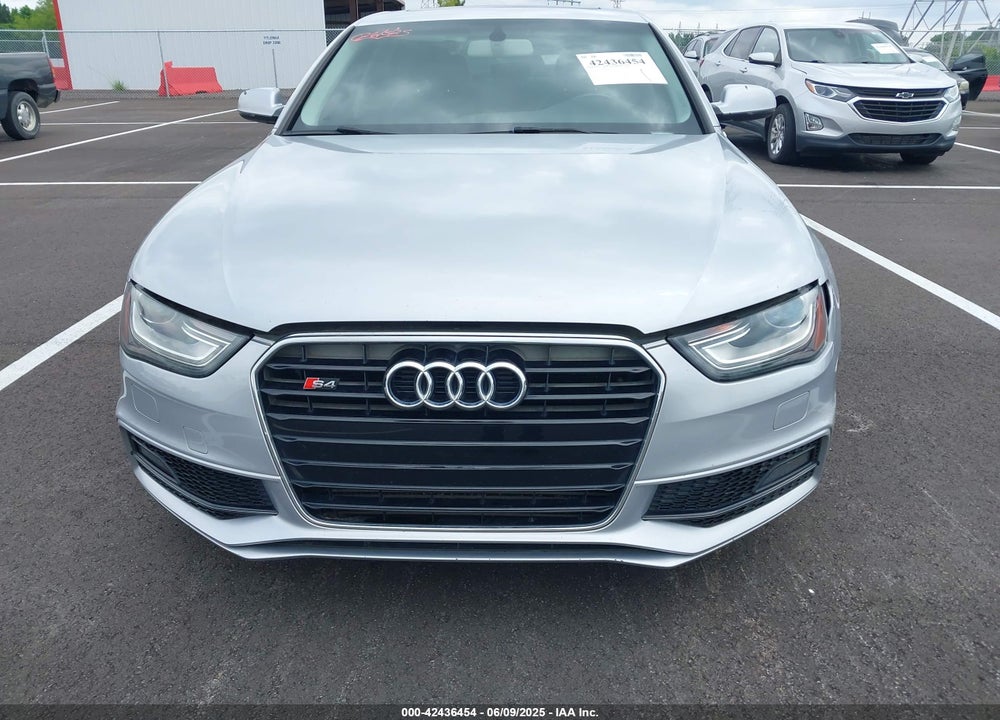 2016 AUDI A4 VIN: WAUAFAFL9GN001569