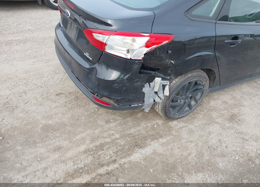 2014 FORD FOCUS VIN: 1FADP3F24EL170431