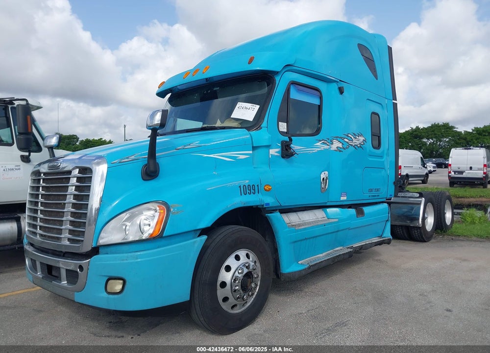 2013 FREIGHTLINER CASCADIA 125 --- VIN: 1FUJGLBG5DSBC0745