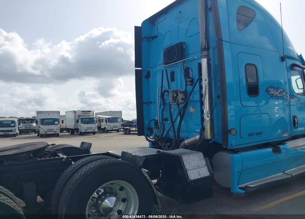 2013 FREIGHTLINER CASCADIA 125 --- VIN: 1FUJGLBG5DSBC0745