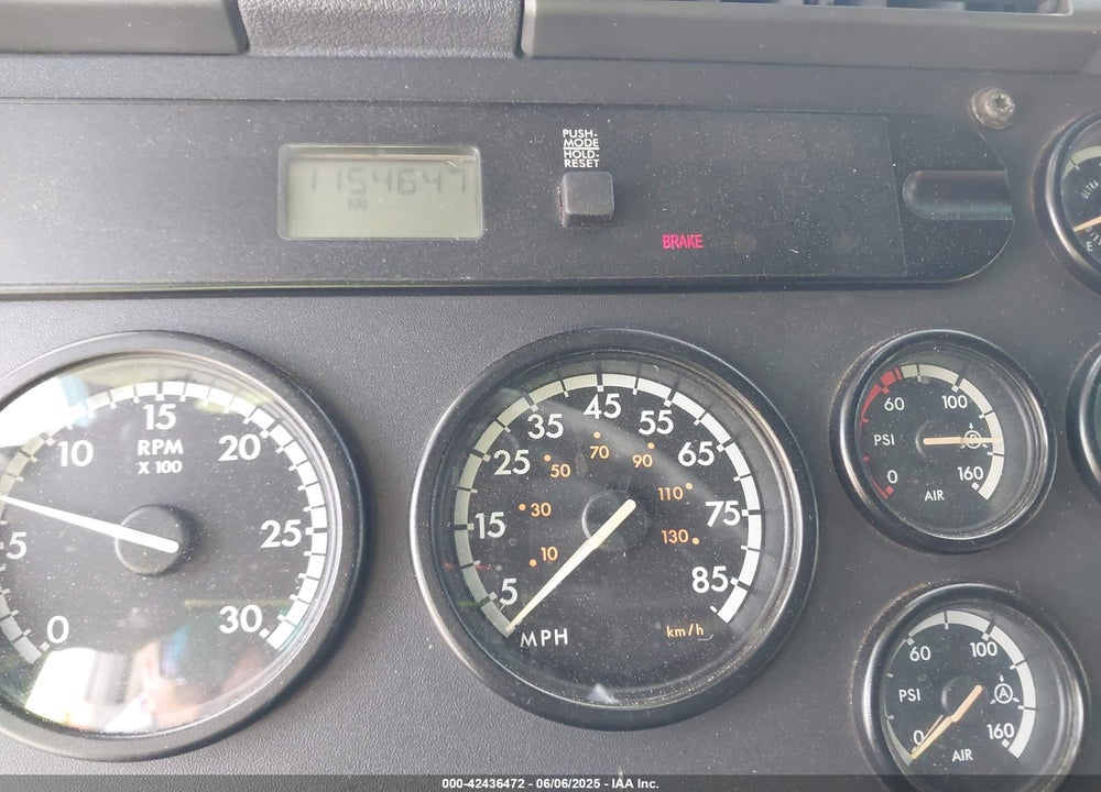 2013 FREIGHTLINER CASCADIA 125 --- VIN: 1FUJGLBG5DSBC0745
