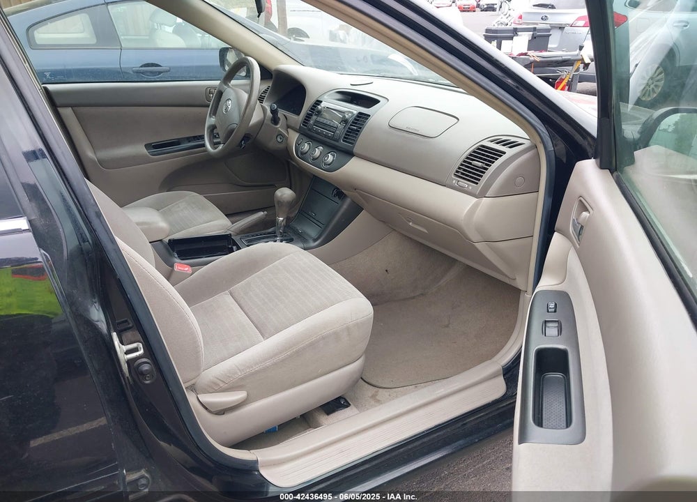 2005 TOYOTA CAMRY LE VIN: 4T1BE32K35U005795