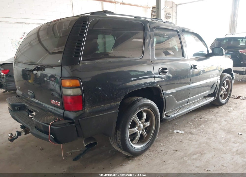2004 GMC YUKON DENALI VIN: 1GKEK63U04J187973