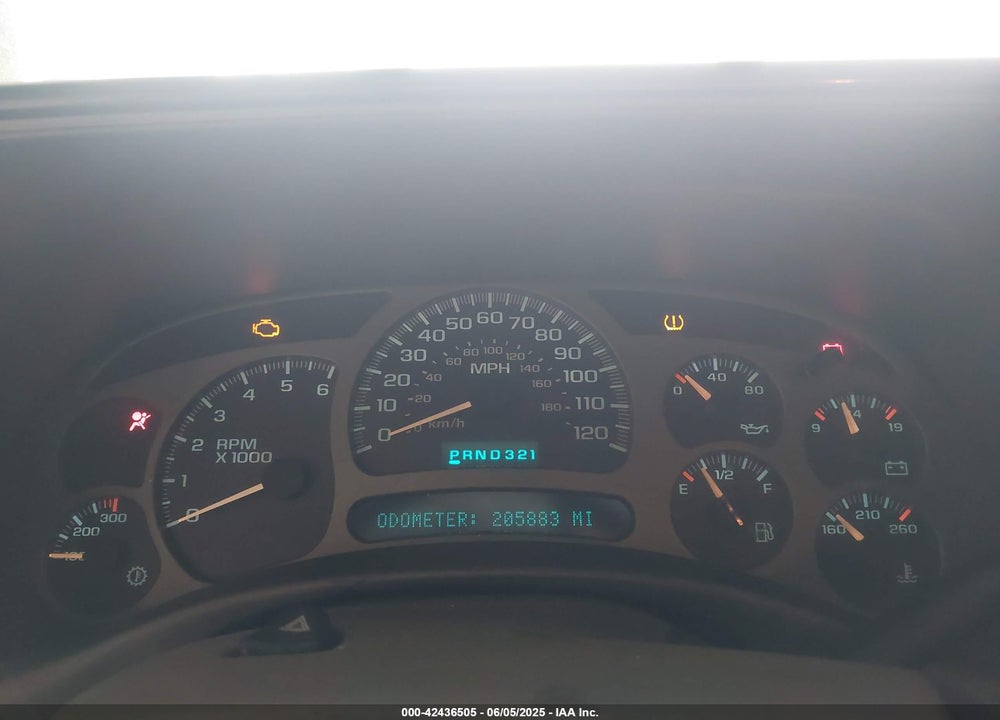 2004 GMC YUKON DENALI VIN: 1GKEK63U04J187973
