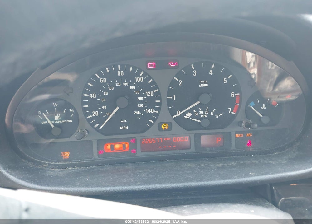 2001 BMW 325I VIN: WBAAW33441ET40207
