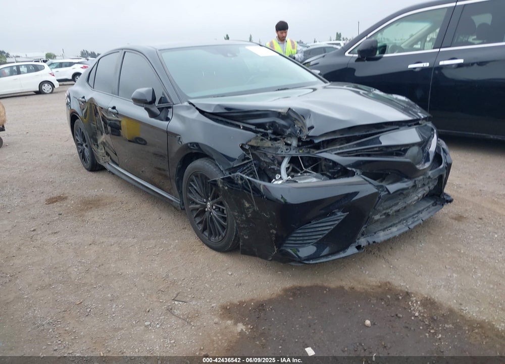2019 TOYOTA CAMRY SE VIN: 4T1B11HK7KU210863