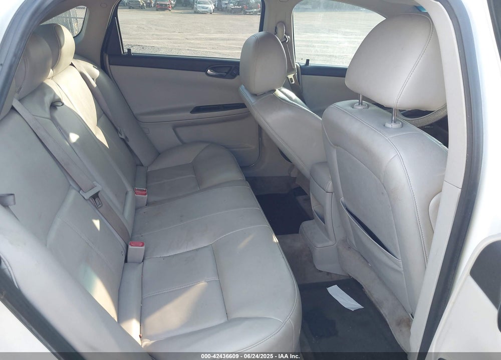 2010 CHEVROLET IMPALA LT VIN: 2G1WB5EN0A1261651