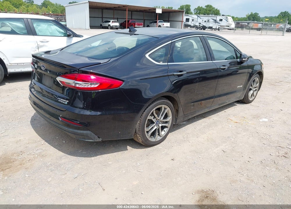 2019 FORD FUSION HYBRID VIN: 3FA6P0RU0KR260239