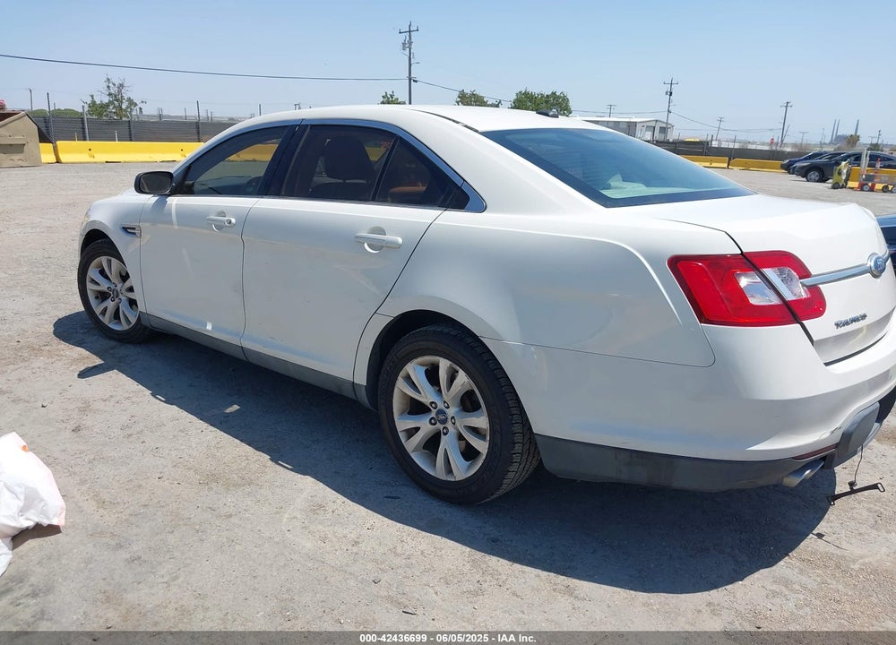 2011 FORD TAURUS VIN: 1FAHP2EW0BG182256