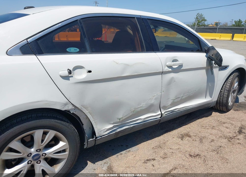 2011 FORD TAURUS VIN: 1FAHP2EW0BG182256