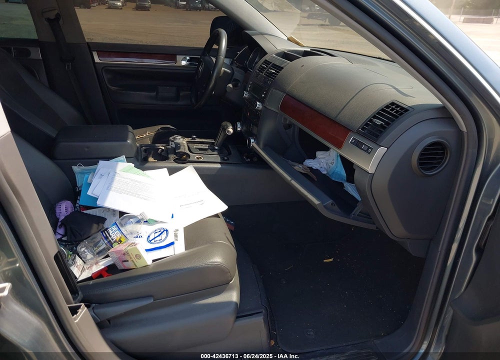 2006 VOLKSWAGEN TOUAREG VIN: WVGZG77L46D027940