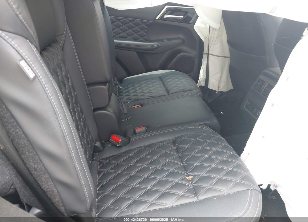 2023 MITSUBISHI OUTLANDER SEL 2.5 S-AWC/SEL 40TH ANNIVERSARY S-AWC/SEL BLACK EDITION S-AWC VIN: JA4J4VA82PZ006988