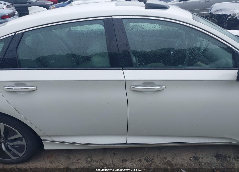2018 HONDA ACCORD VIN: 1HGCV3F98JA002436