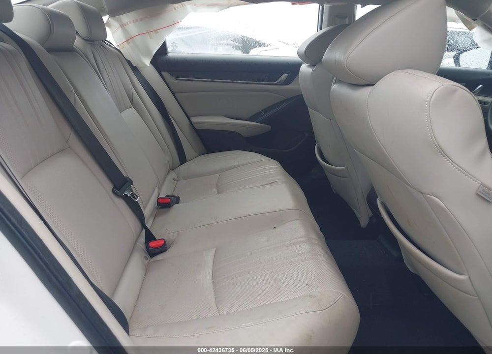 2018 HONDA ACCORD VIN: 1HGCV3F98JA002436