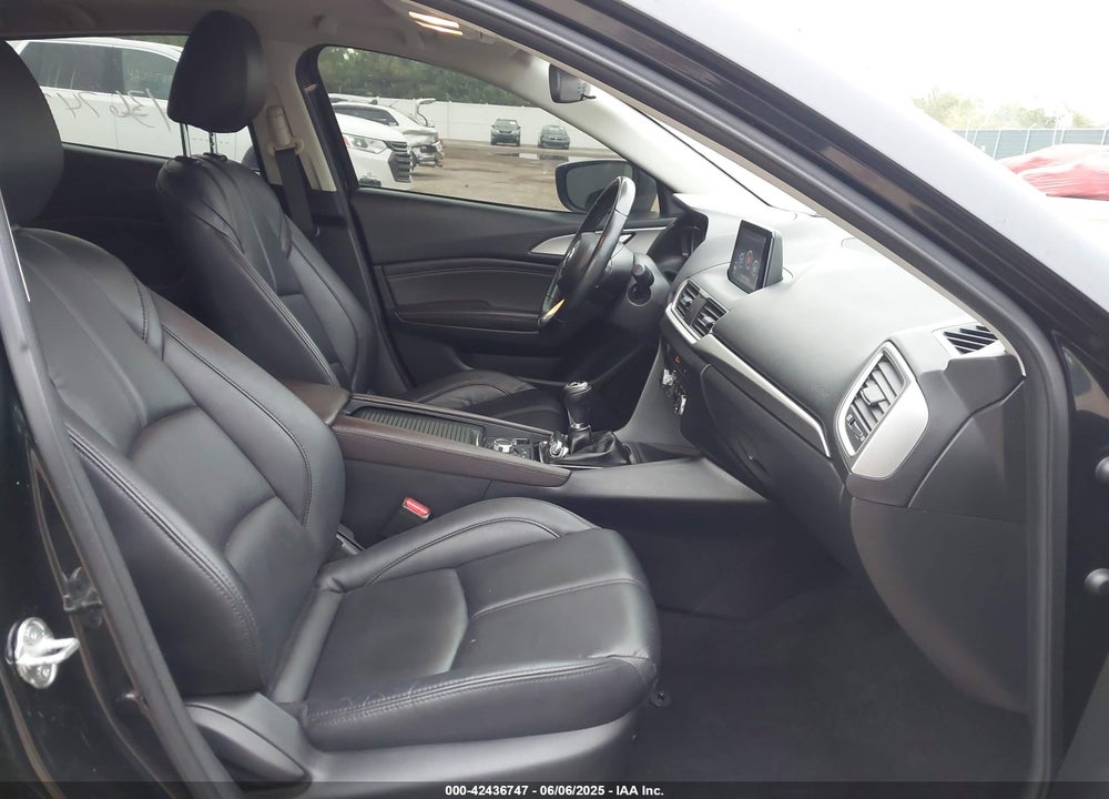 2018 MAZDA 3 VIN: 3MZBN1V38JM255963