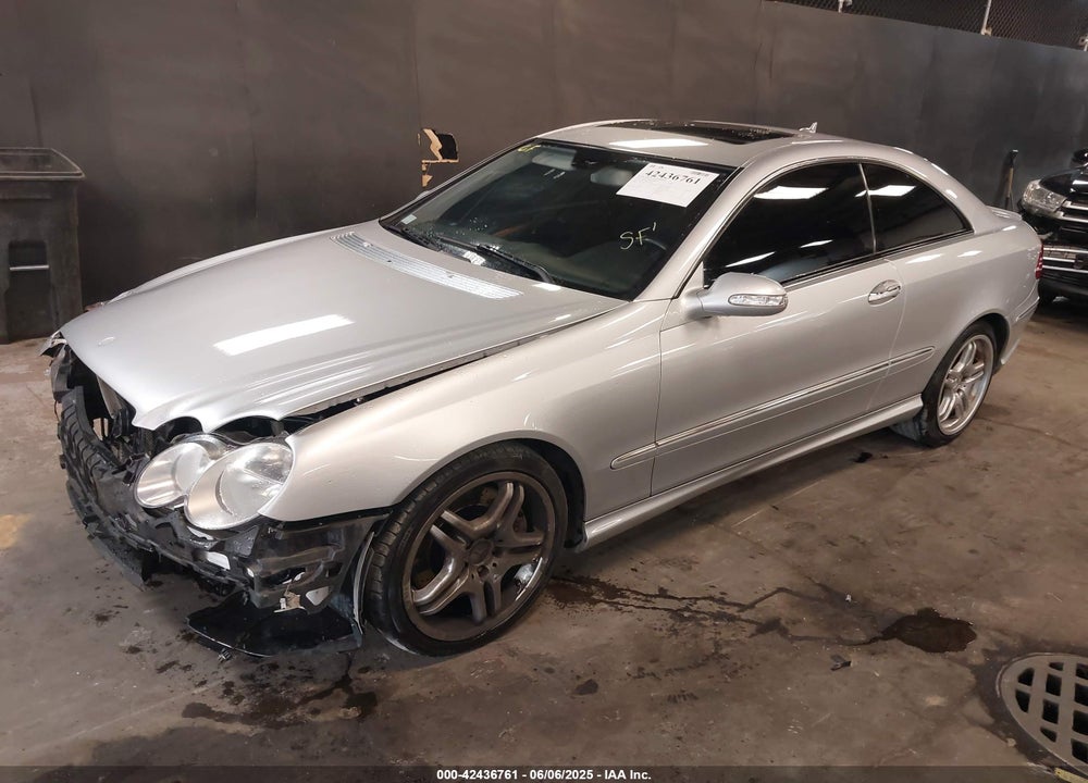 2009 MERCEDES-BENZ CLK 550 VIN: WDBTJ72H09F265130
