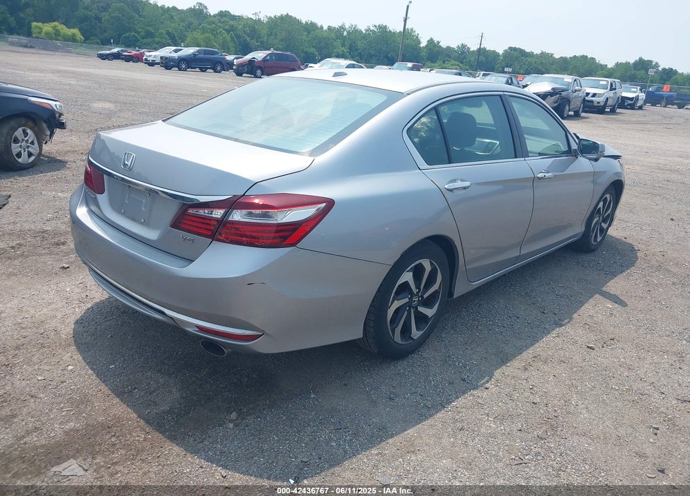 2016 HONDA ACCORD VIN: 1HGCR3F85GA022390