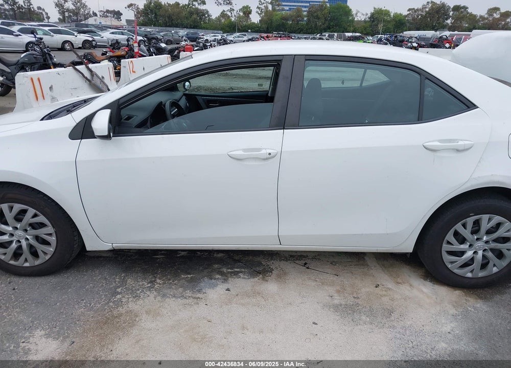 2019 TOYOTA COROLLA VIN: 2T1BURHE6KC222438