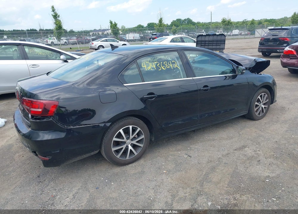 2018 VOLKSWAGEN JETTA VIN: 3VWDB7AJ7JM226141