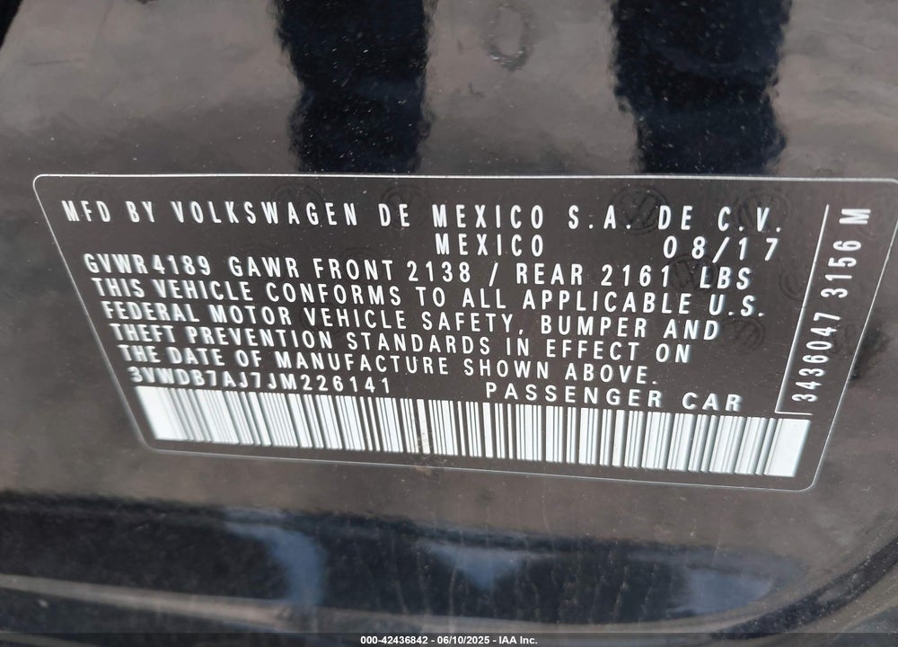 2018 VOLKSWAGEN JETTA VIN: 3VWDB7AJ7JM226141