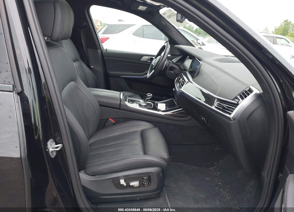 2022 BMW X7 VIN: 5UXCX6C06N9M67271