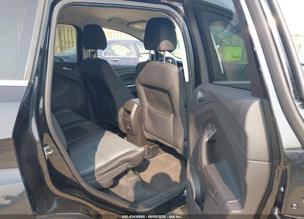 2015 FORD ESCAPE VIN: 1FMCU9GX1FUC24111