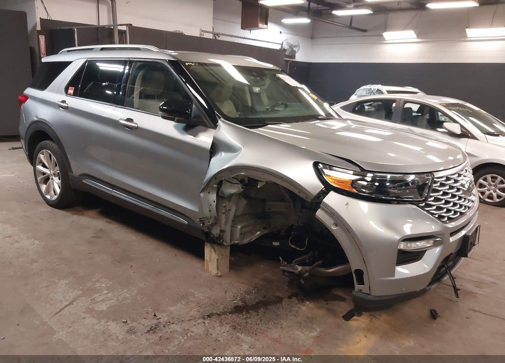 2022 FORD EXPLORER PLATINUM VIN: 1FM5K8HW3NNA10499