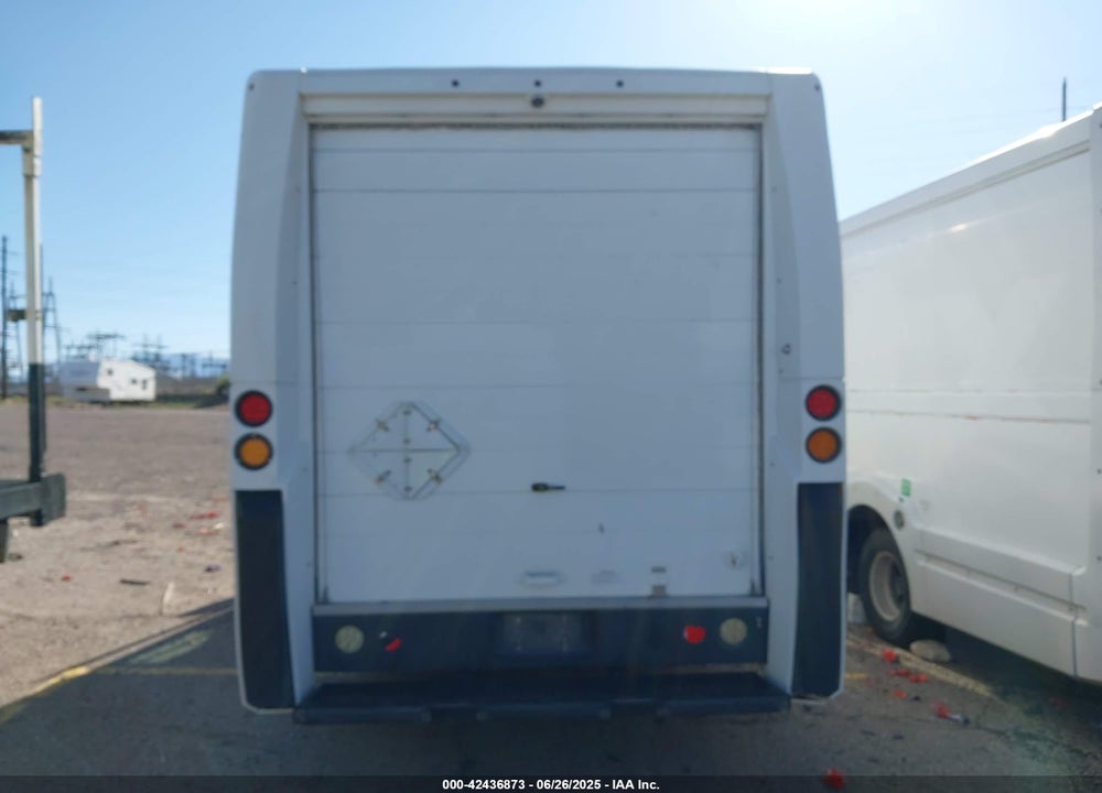 2013 ISUZU COMMERCIAL VAN VIN: JALB4T174D7W01529