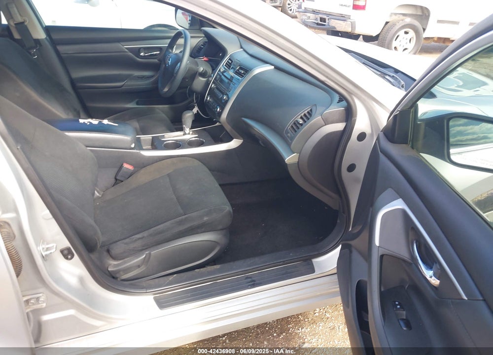 2015 NISSAN ALTIMA VIN: 1N4AL3AP6FC582904