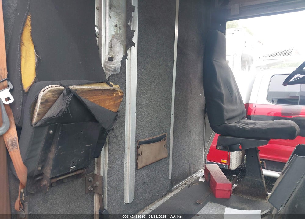 2006 FREIGHTLINER CHASSIS M LINE WALK-IN VAN VIN: 4UZAANBW26CW06659