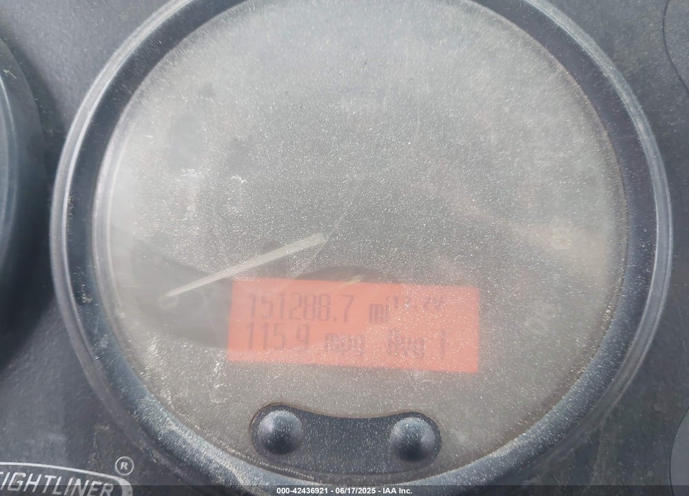 2006 FREIGHTLINER CHASSIS VIN: 4UZAANBWX6CW06523