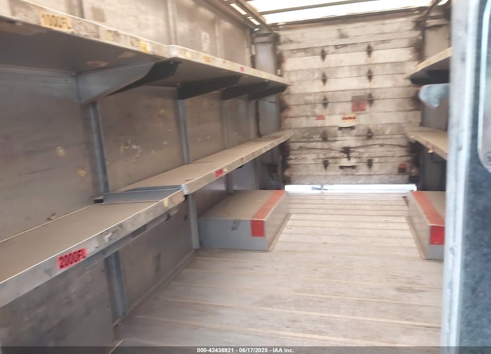 2006 FREIGHTLINER CHASSIS VIN: 4UZAANBWX6CW06523